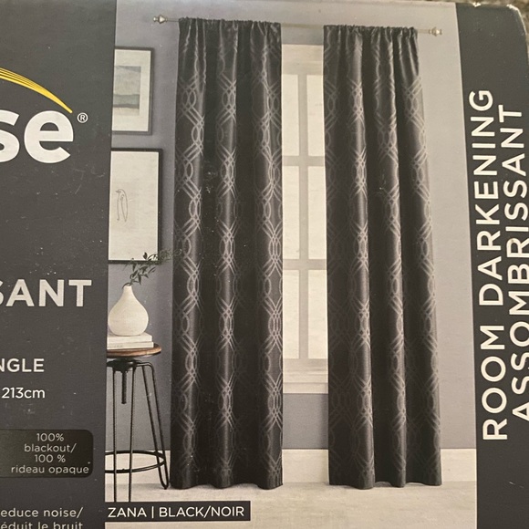 Curtins - Picture 2 of 4